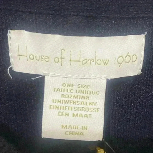 House of Harlow 1960 Oversized Poncho - Picture 5 of 7